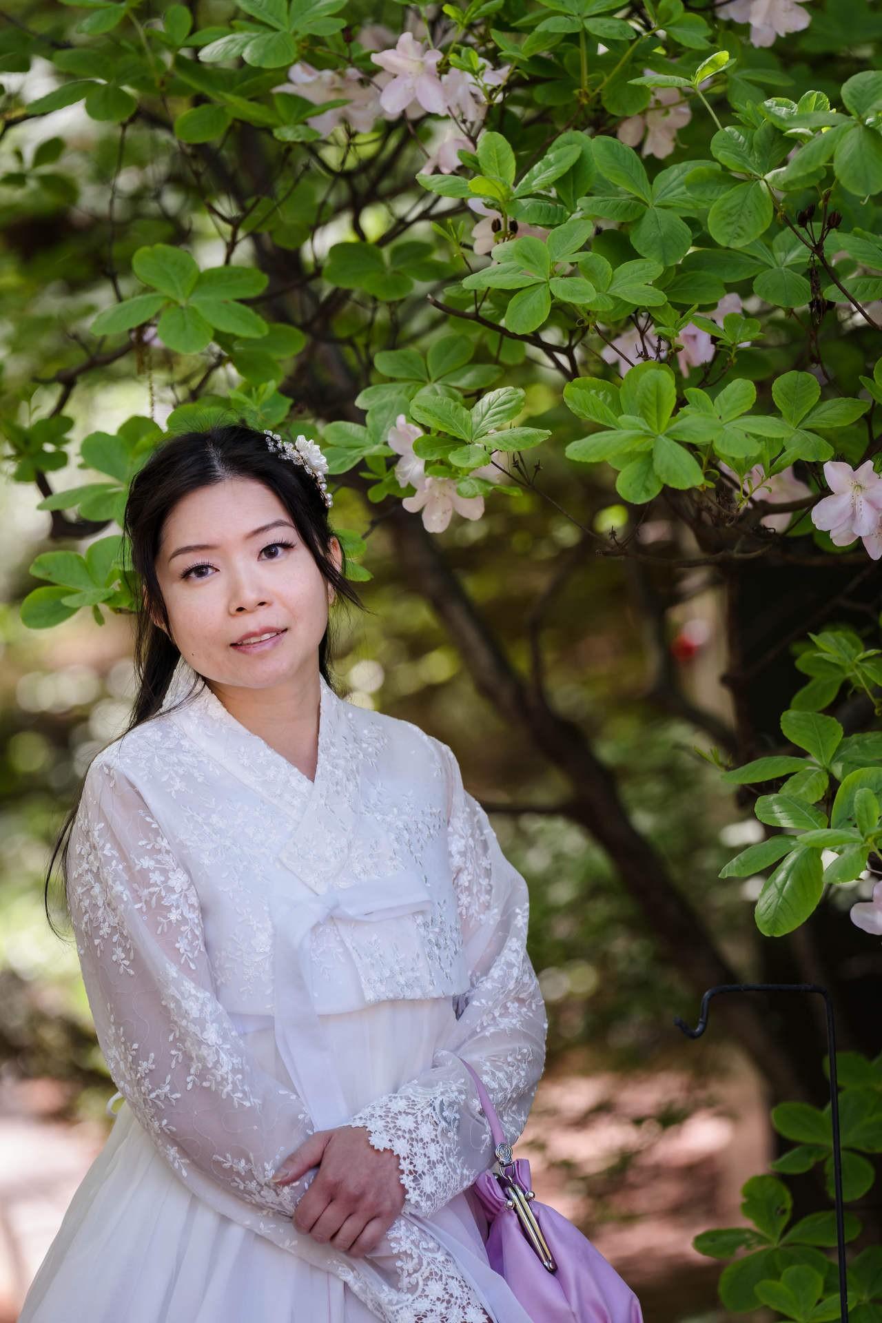 Seoul Korean hanbok photoshoot at Gyeongbokgung Palace with Monica