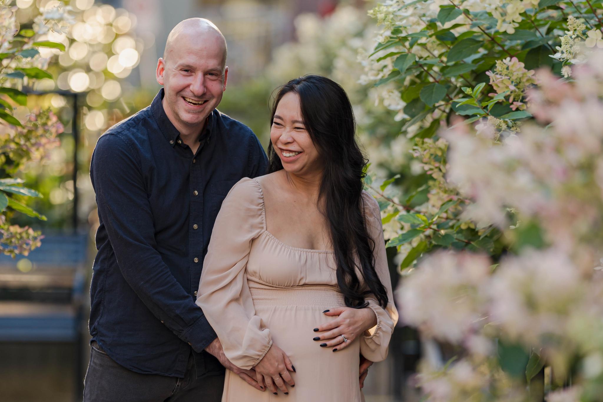 New Westminster Prenatal Sunset In Photoshoot at Queen's Park