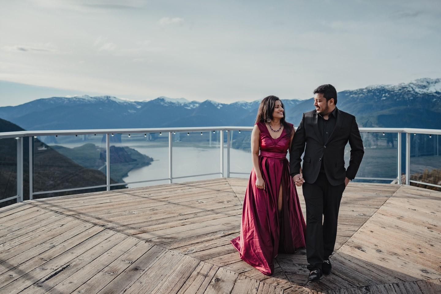 Vancouver Pre wedding photoshoot at Sea to Sky Gondola Wedding with Akhil and Priyanka